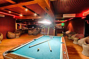 Karaoke Bar